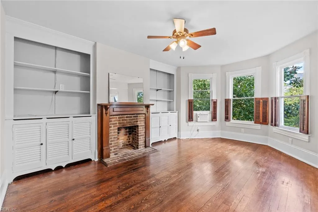 Norfolk, Virginia 23507, United States, 1 Bedroom Bedrooms, ,1 BathroomBathrooms,Residential,Active,202828