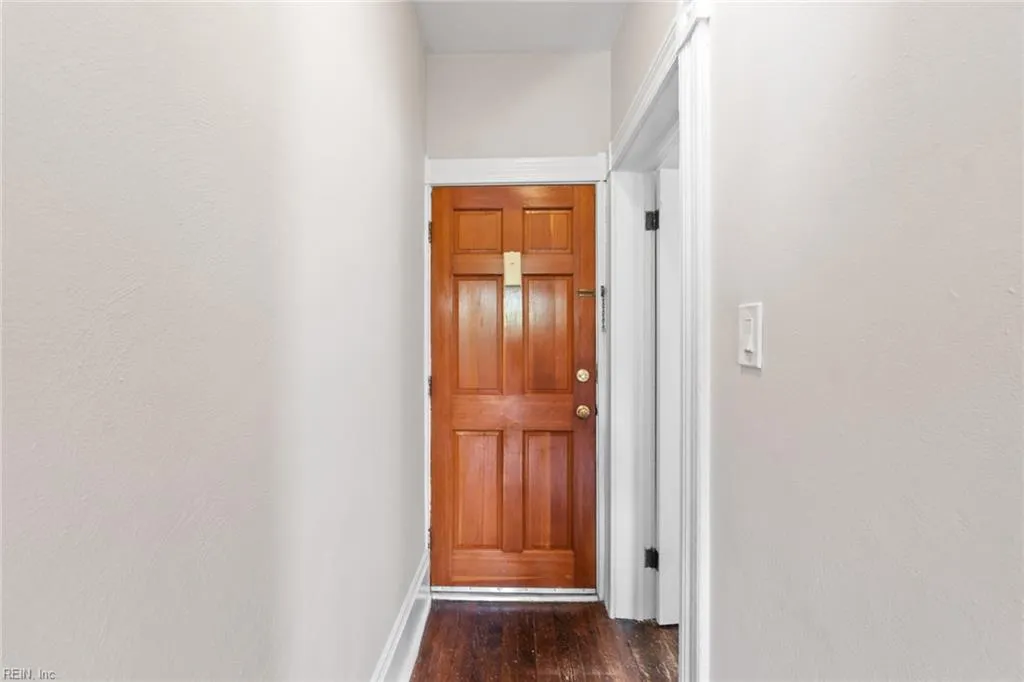 Norfolk, Virginia 23507, United States, 1 Bedroom Bedrooms, ,1 BathroomBathrooms,Residential,Active,202828