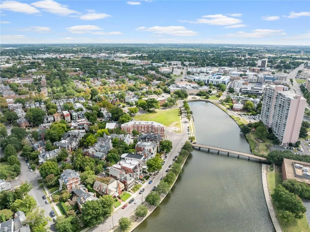 Norfolk, Virginia 23507, United States, 1 Bedroom Bedrooms, ,1 BathroomBathrooms,Residential,Active,202828