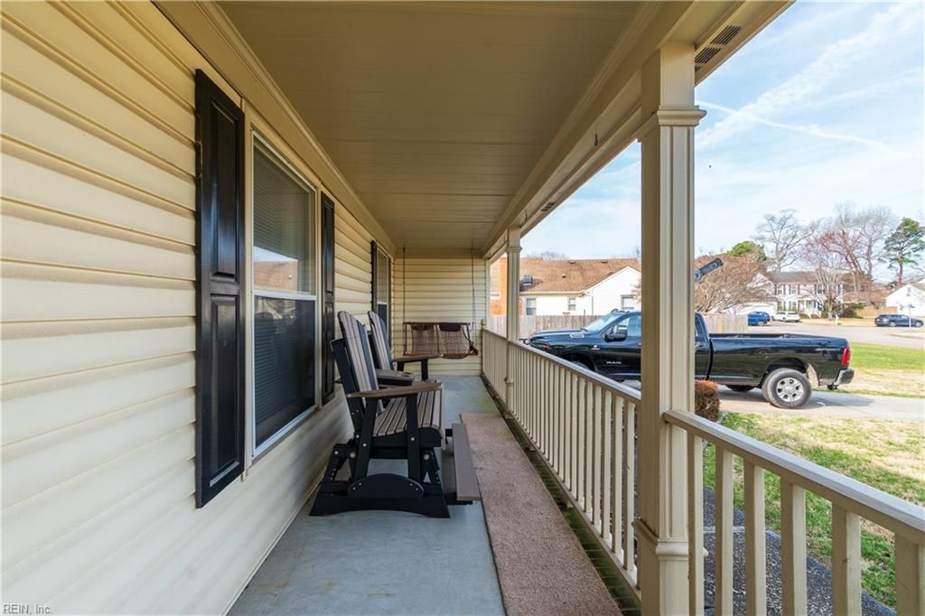 Photo of 905 Thistle Court, Chesapeake, VA 23322 (MLS # 10623921)