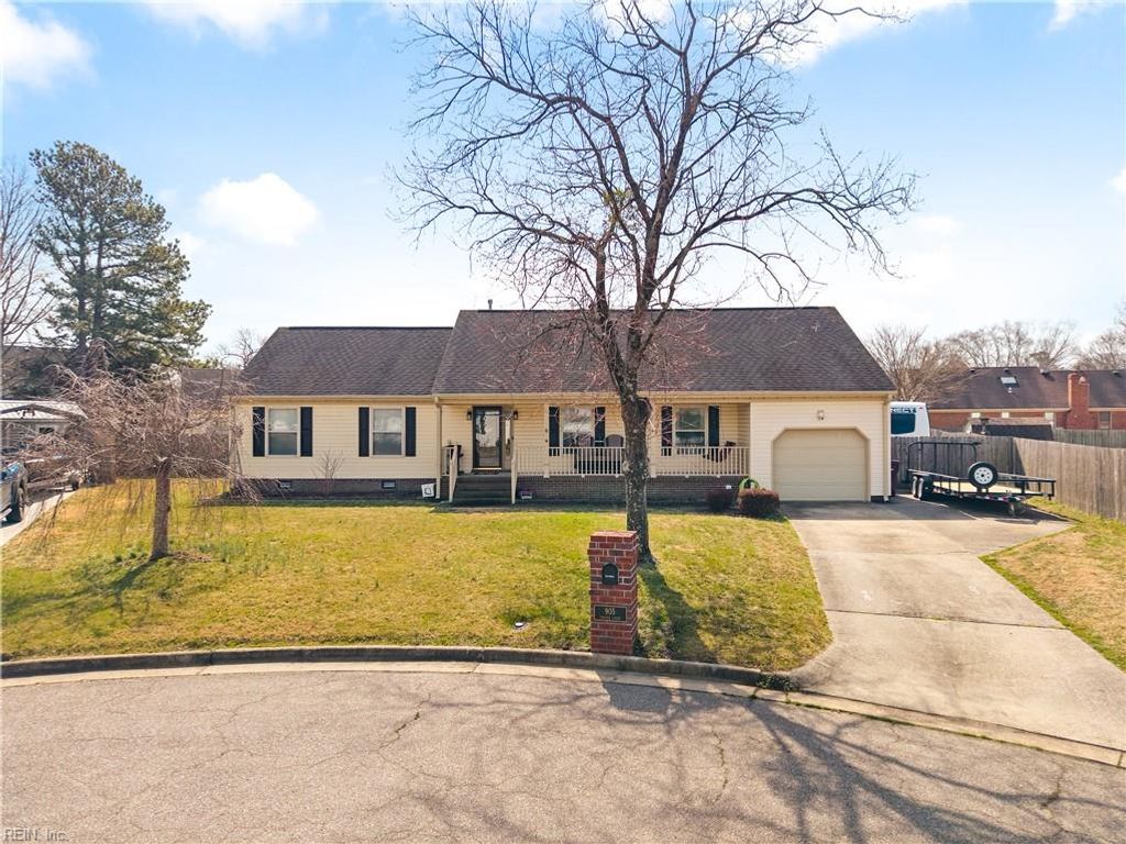 Photo of 905 Thistle Court, Chesapeake, VA 23322 (MLS # 10623921)