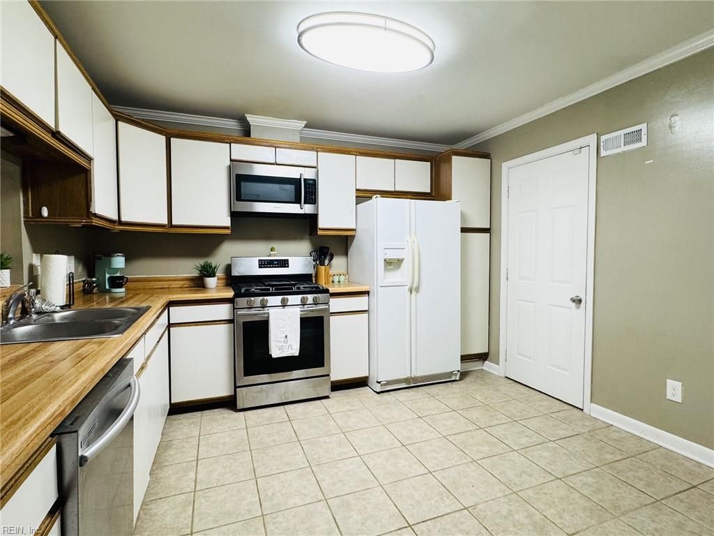 Photo of 1531 Sword Dancer Drive, Virginia Beach, VA 23454 (MLS # 10624882)