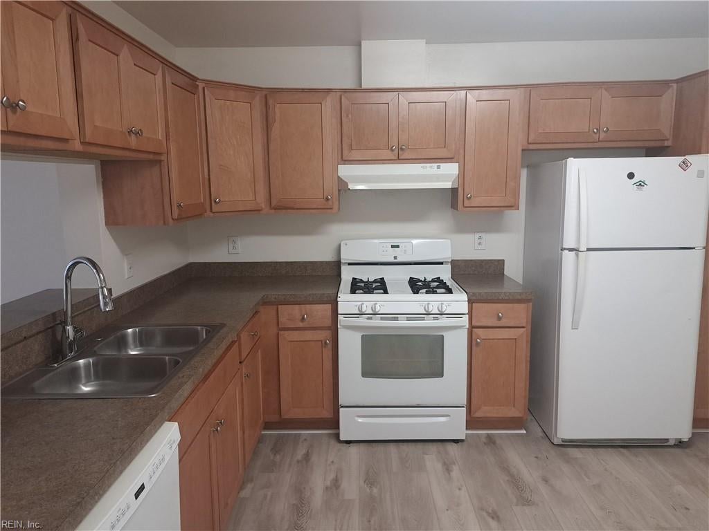 Photo of 603 Sheafe Court, Virginia Beach, VA 23454 (MLS # 10653696)