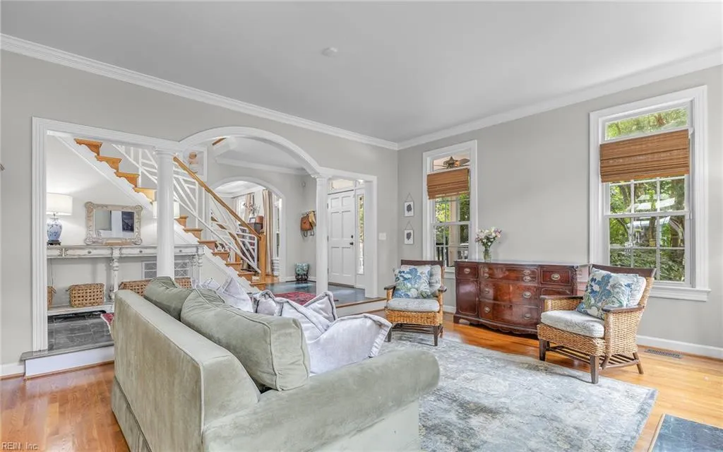 Smithfield, Virginia 23430, United States, 5 Bedrooms Bedrooms, ,3 BathroomsBathrooms,Residential,Active,189362