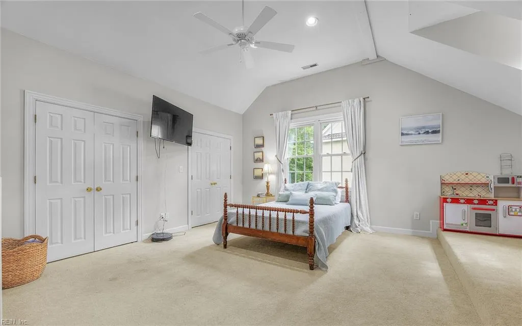 Smithfield, Virginia 23430, United States, 5 Bedrooms Bedrooms, ,3 BathroomsBathrooms,Residential,Active,189362