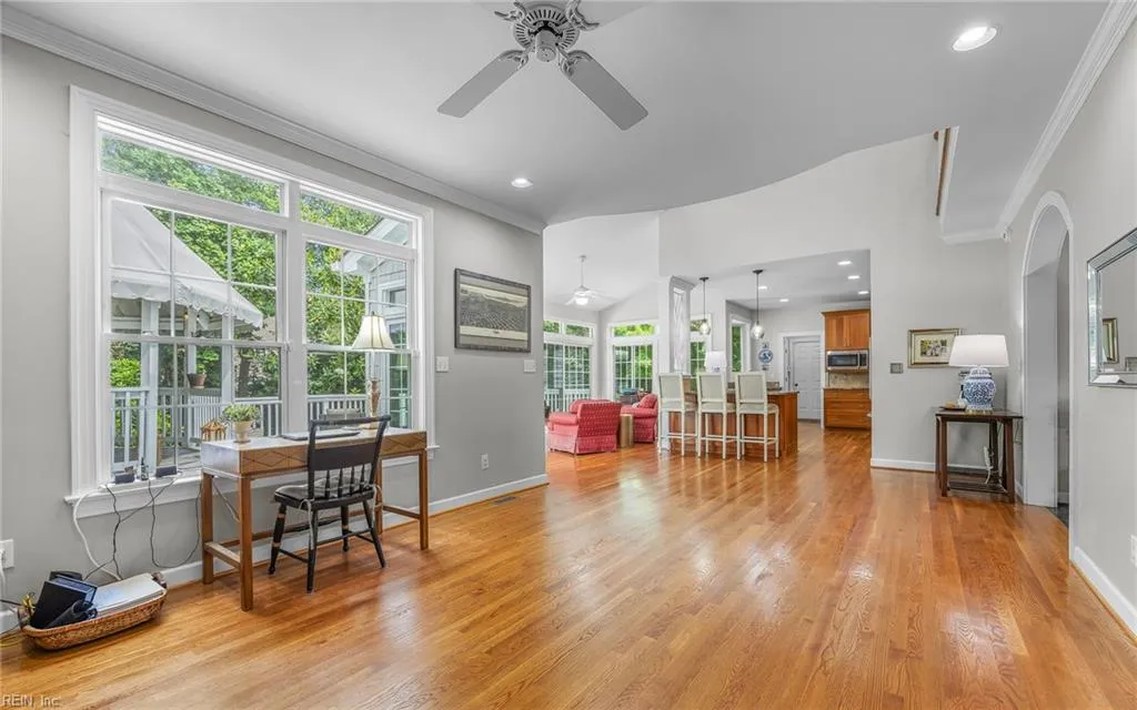 Smithfield, Virginia 23430, United States, 5 Bedrooms Bedrooms, ,3 BathroomsBathrooms,Residential,Active,189362