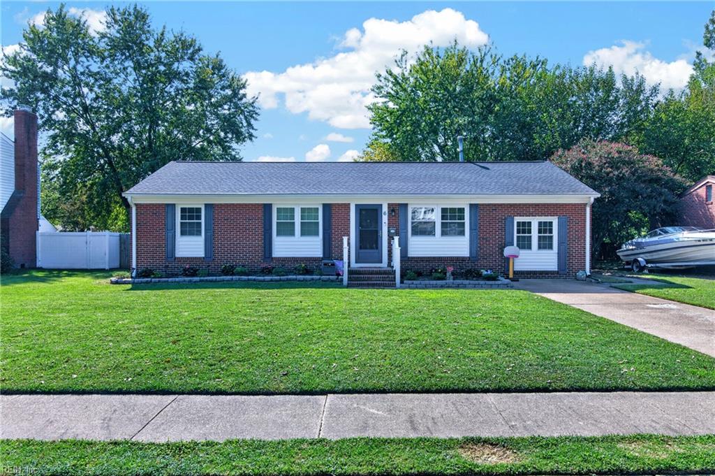 Photo of 6 Holiday Drive, Hampton, VA 23669 (MLS # 10656074)