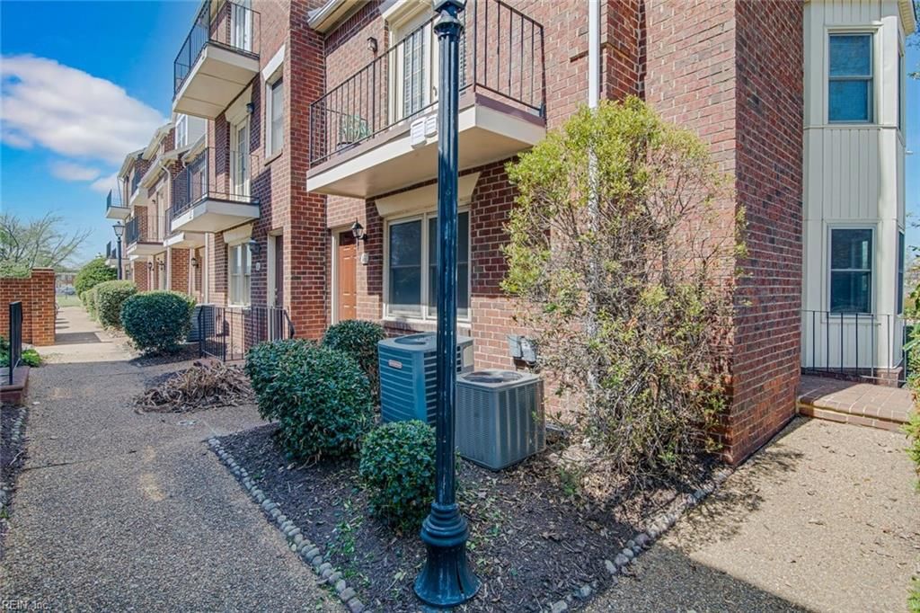 Photo of 16 ACADEMY Lane, Hampton, VA 23669 (MLS # 10631908)