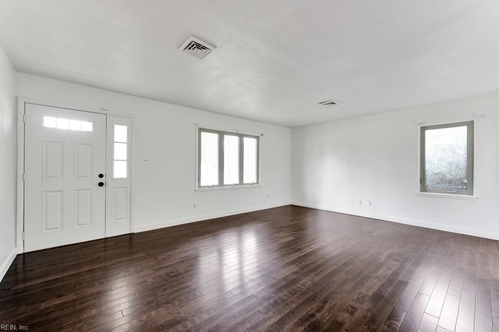 Photo of 3909 W Colonial Parkway, Virginia Beach, VA 23452 (MLS # 10604812)