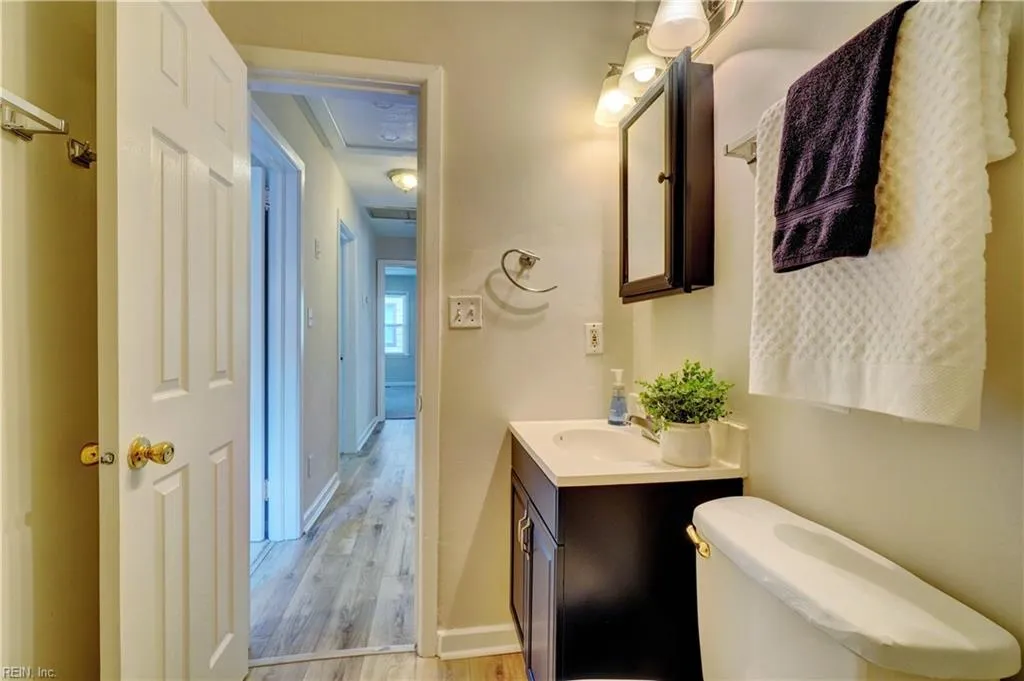 Norfolk, Virginia 23503, United States, 3 Bedrooms Bedrooms, ,1 BathroomBathrooms,Residential,Active,234960