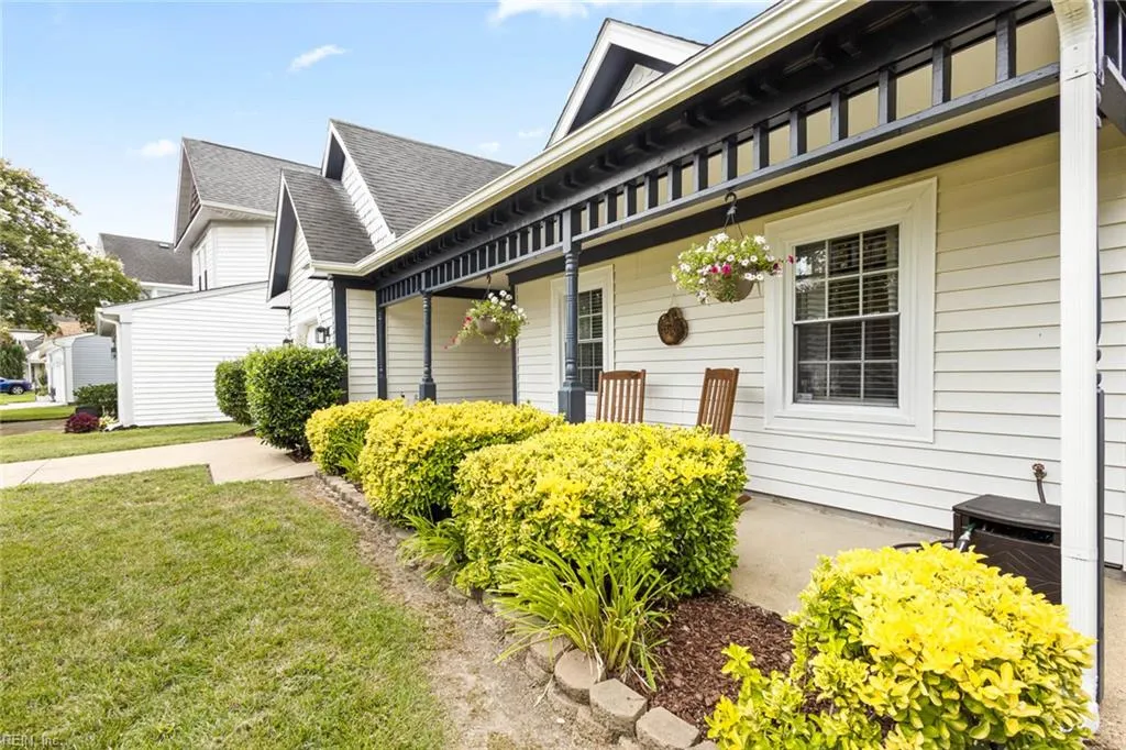 Virginia Beach, Virginia 23454, United States, 3 Bedrooms Bedrooms, ,2 BathroomsBathrooms,Residential,Pending,187242