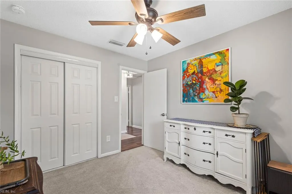 Virginia Beach, Virginia 23454, United States, 3 Bedrooms Bedrooms, ,2 BathroomsBathrooms,Residential,Pending,187242