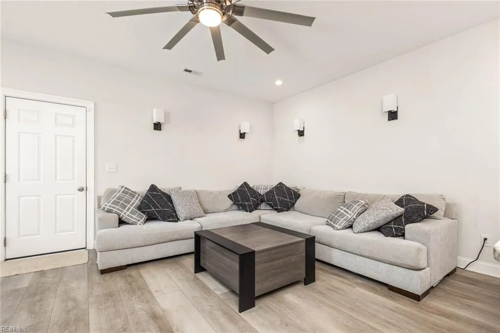 Norfolk, Virginia 23508, United States, 4 Bedrooms Bedrooms, ,3 BathroomsBathrooms,Residential,Active,150676