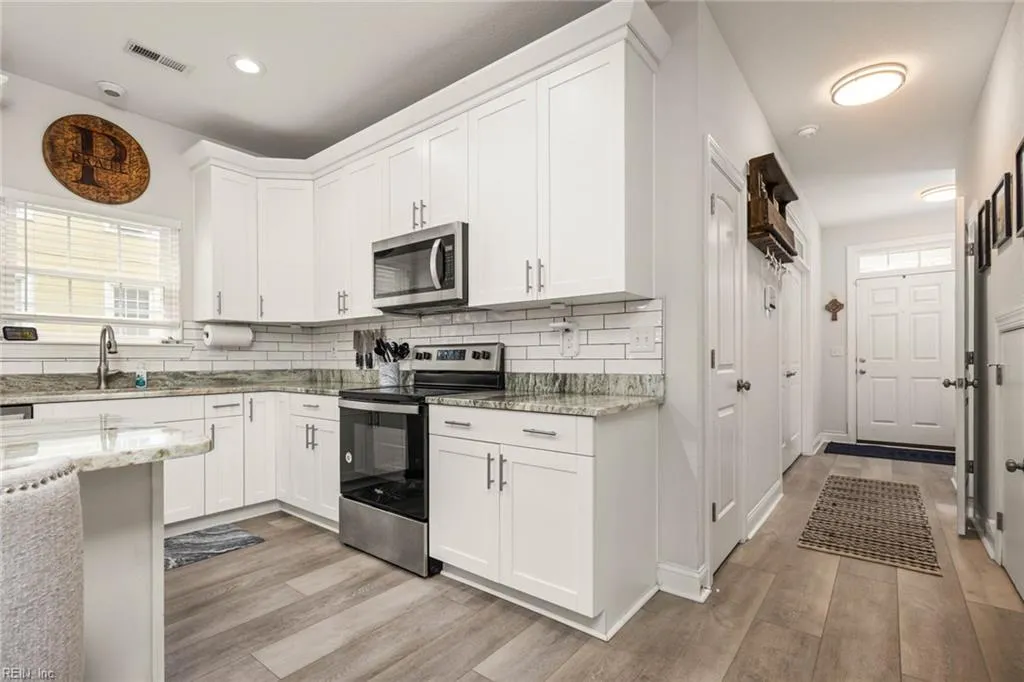 Norfolk, Virginia 23508, United States, 4 Bedrooms Bedrooms, ,3 BathroomsBathrooms,Residential,Active,150676