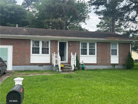1113 E Jamal LN Portsmouth VA 23701
