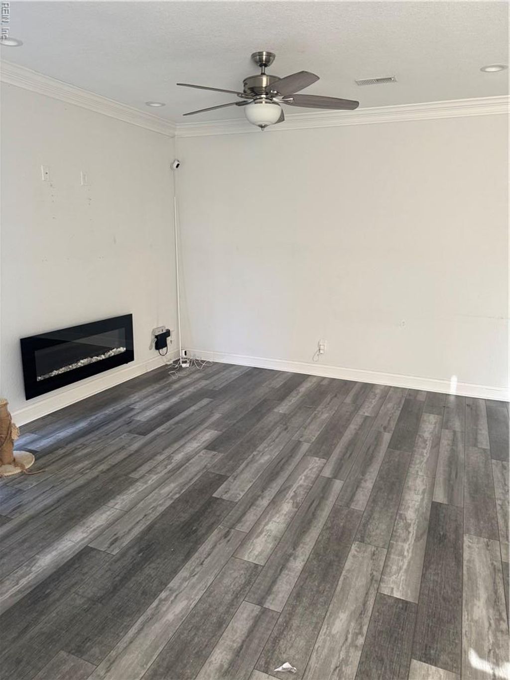 Photo of 17 Lacrosse Street, Hampton, VA 23663 (MLS # 10615328)