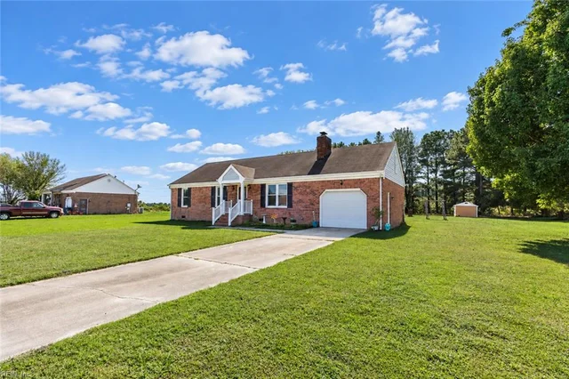 146 Quail Run Drive, photo 2 of 50