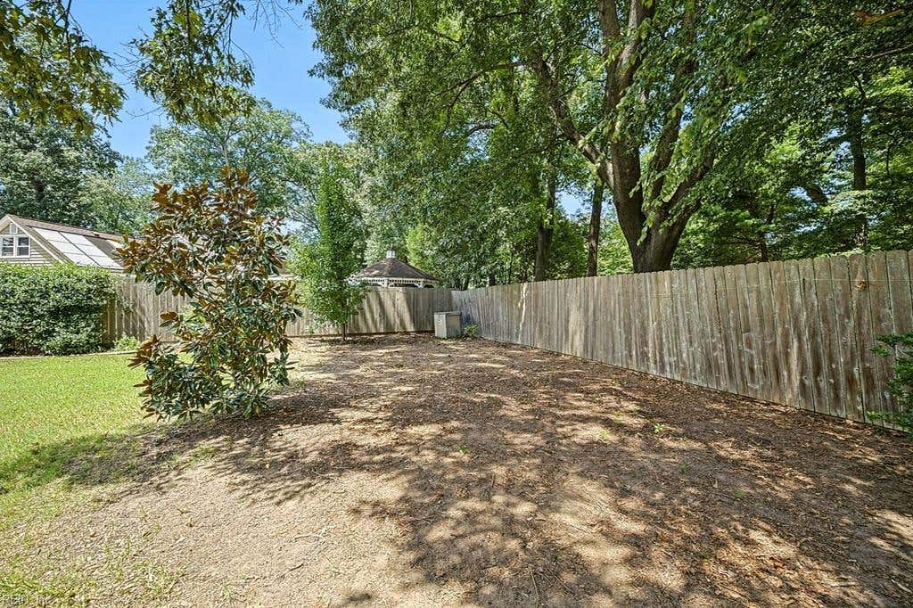 Photo of 4432 N Witchduck Road, Virginia Beach, VA 23455 (MLS # 10644051)