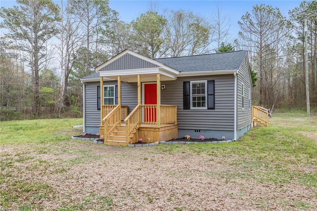 Photo of 20509 Thomas Woods Trail, Zuni, VA 23898 (MLS # 10627236)