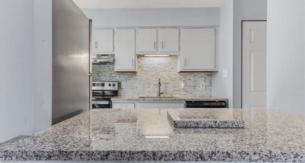 Photo of 737 W Ocean View Avenue #A, Norfolk, VA 23503 (MLS # 10618492)