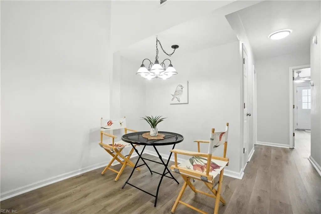 Chesapeake, Virginia 23321, United States, 2 Bedrooms Bedrooms, ,2 BathroomsBathrooms,Residential,Active,161310