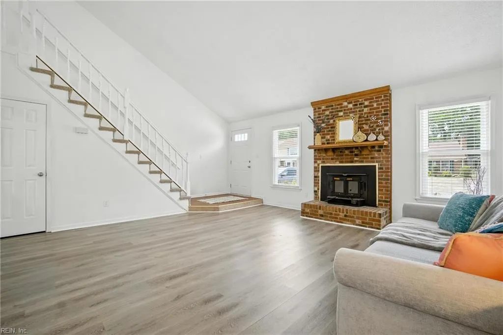 Chesapeake, Virginia 23321, United States, 2 Bedrooms Bedrooms, ,2 BathroomsBathrooms,Residential,Active,161310