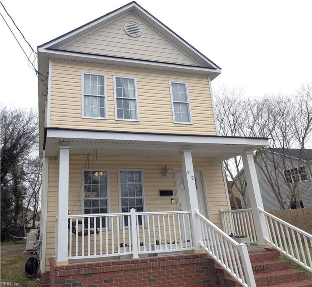 Photo of 912 Lindenwood Avenue, Norfolk, VA 23504 (MLS # 10623086)