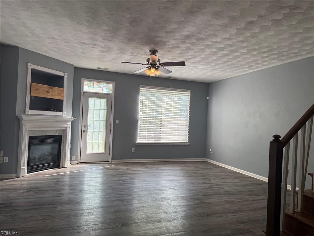 Photo of 1804 Mizzen Lane, Virginia Beach, VA 23454 (MLS # 10635423)