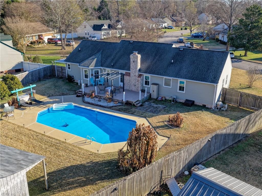 Photo of 658 Blackthorne Drive, Chesapeake, VA 23322 (MLS # 10613734)