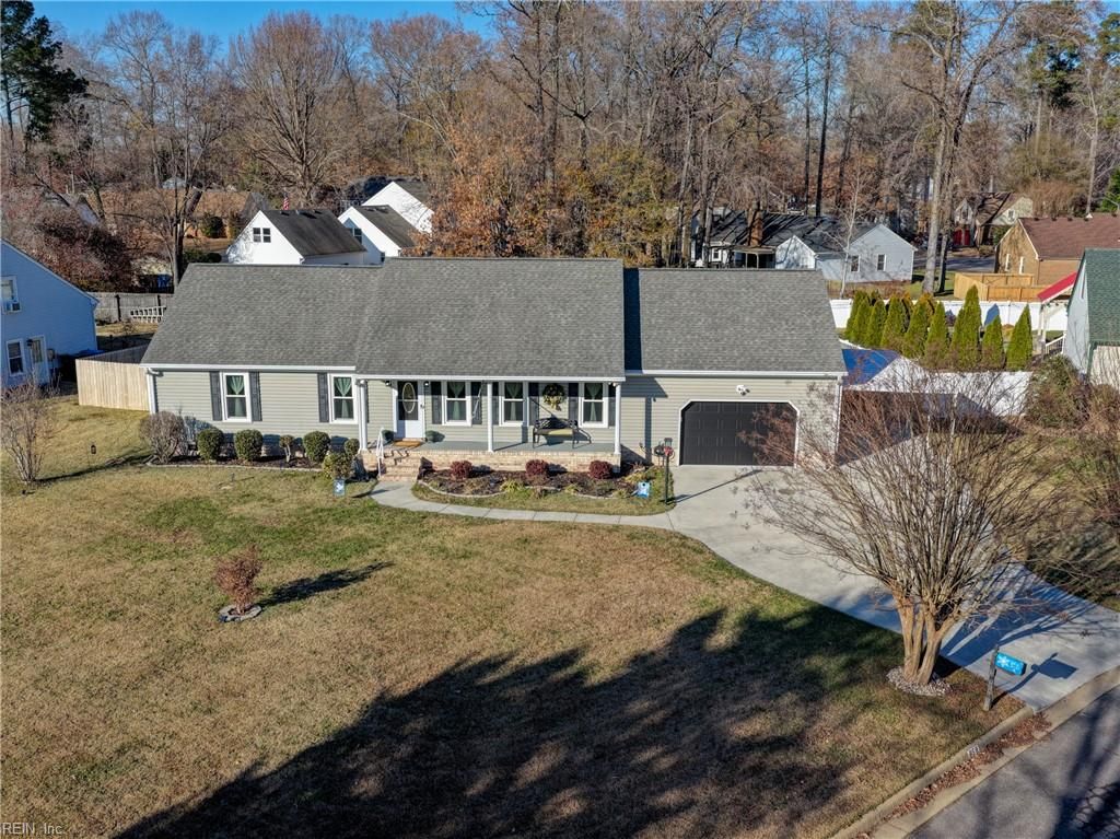 Photo of 658 Blackthorne Drive, Chesapeake, VA 23322 (MLS # 10613734)