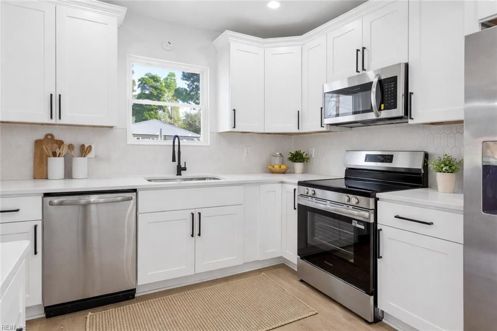 Photo of 6015 Hampton Boulevard, Norfolk, VA 23508 (MLS # 10630654)