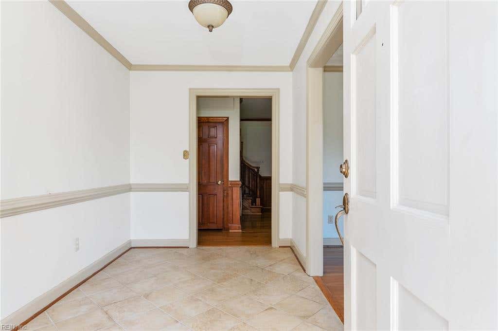 Photo of 175 Cabell Drive, Newport News, VA 23602 (MLS # 10647570)