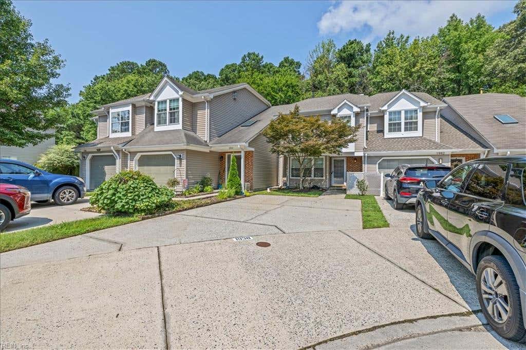 Photo of 1938 Cranborne Court, Virginia Beach, VA 23453 (MLS # 10646817)