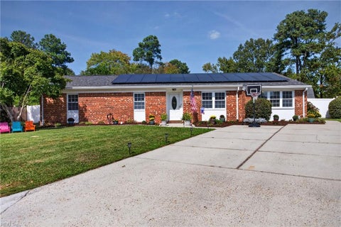 Photo of 444 Beverly Place, Virginia Beach, VA 23452 (MLS # 10656258)