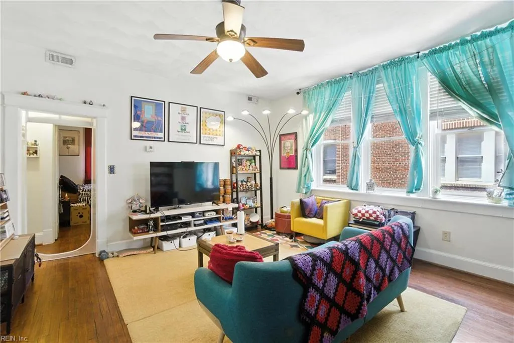 Norfolk, Virginia 23504, United States, 2 Bedrooms Bedrooms, ,1 BathroomBathrooms,Residential,Active,168911