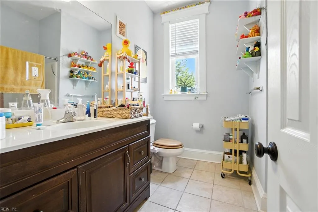 Norfolk, Virginia 23504, United States, 2 Bedrooms Bedrooms, ,1 BathroomBathrooms,Residential,Active,168911