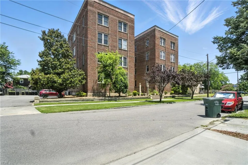Norfolk, Virginia 23504, United States, 2 Bedrooms Bedrooms, ,1 BathroomBathrooms,Residential,Active,168911