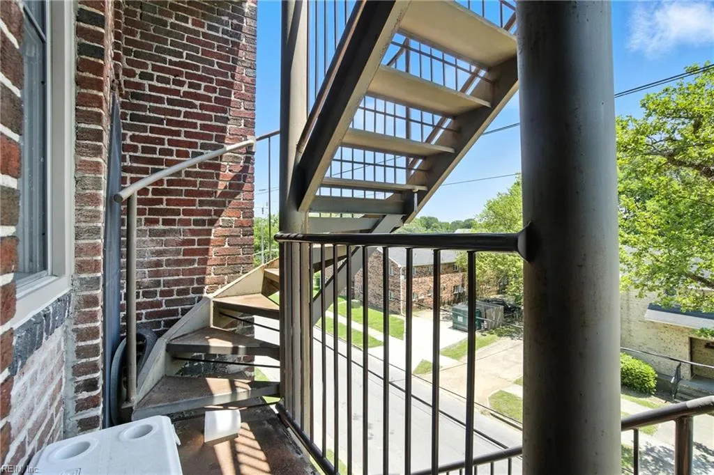 Norfolk, Virginia 23504, United States, 2 Bedrooms Bedrooms, ,1 BathroomBathrooms,Residential,Active,168911