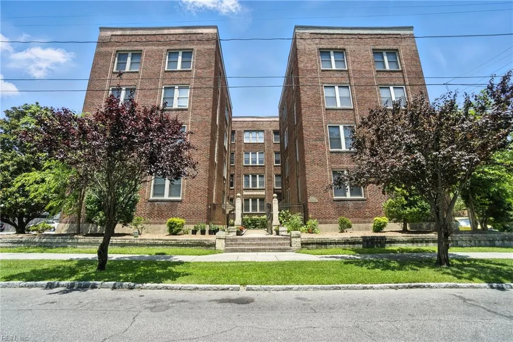 Norfolk, Virginia 23504, United States, 2 Bedrooms Bedrooms, ,1 BathroomBathrooms,Residential,Active,168911