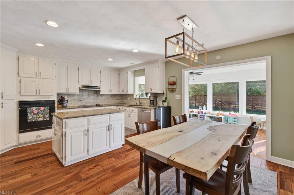 Photo of 943 Camino Real Real S, Virginia Beach, VA 23456 (MLS # 10619050)