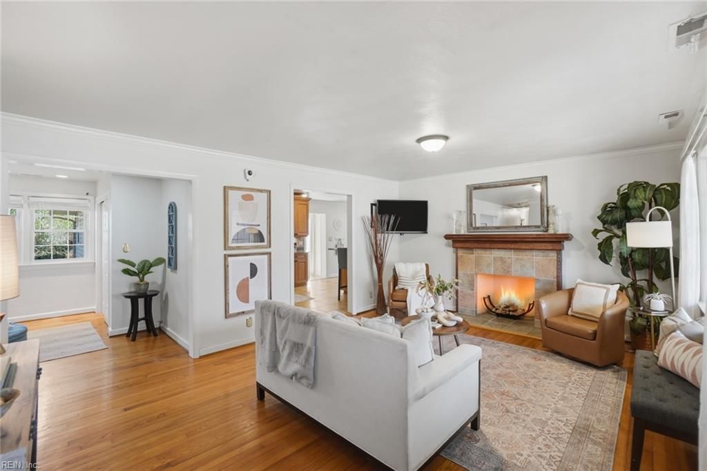 Photo of 4905 Curling Road, Virginia Beach, VA 23455 (MLS # 10628552)