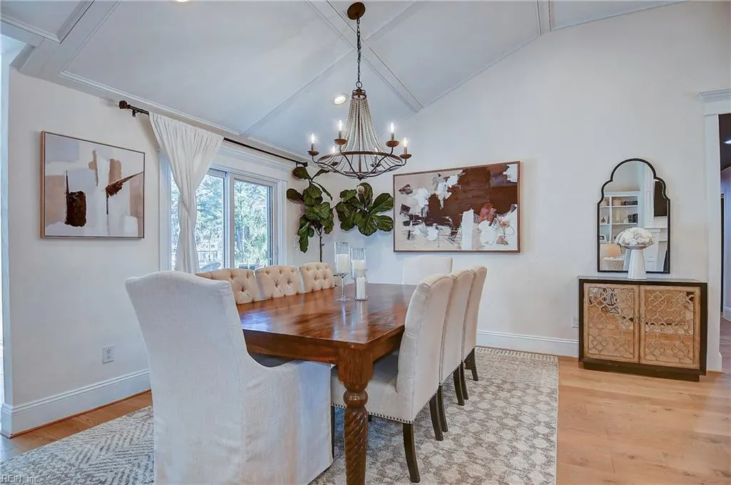 Virginia Beach, Virginia 23451, United States, 5 Bedrooms Bedrooms, ,3 BathroomsBathrooms,Residential,Pending,81289