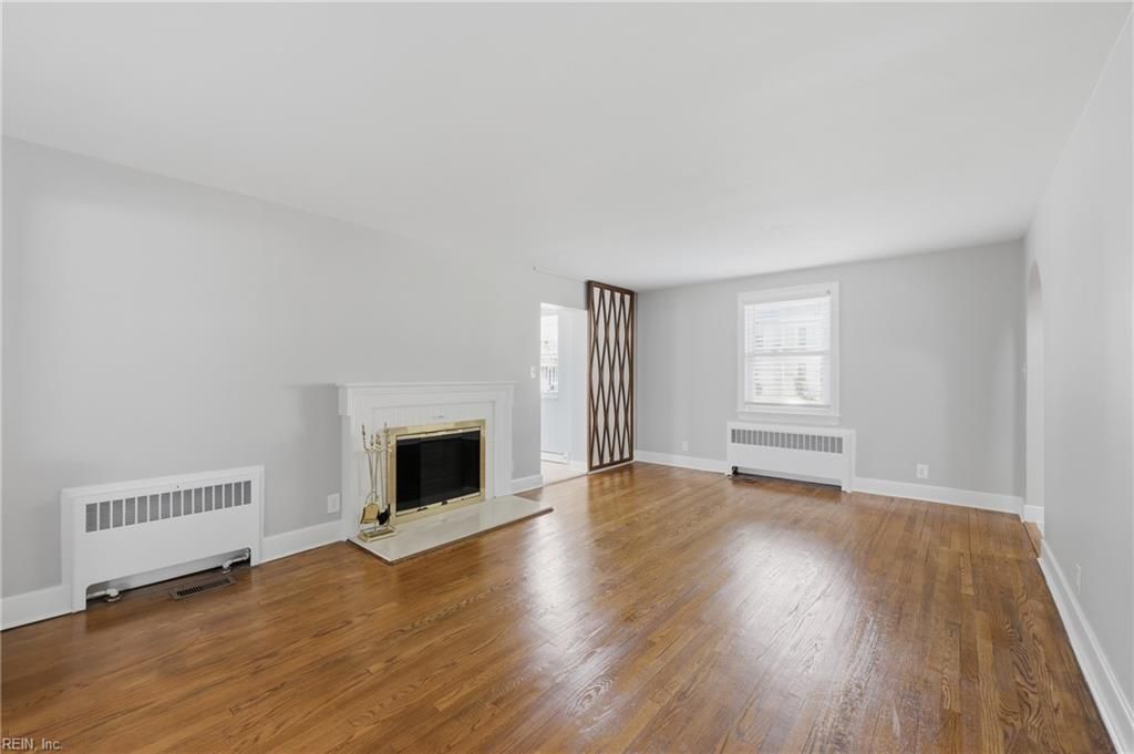 Photo of 507 Carlisle Way, Norfolk, VA 23505 (MLS # 10629698)