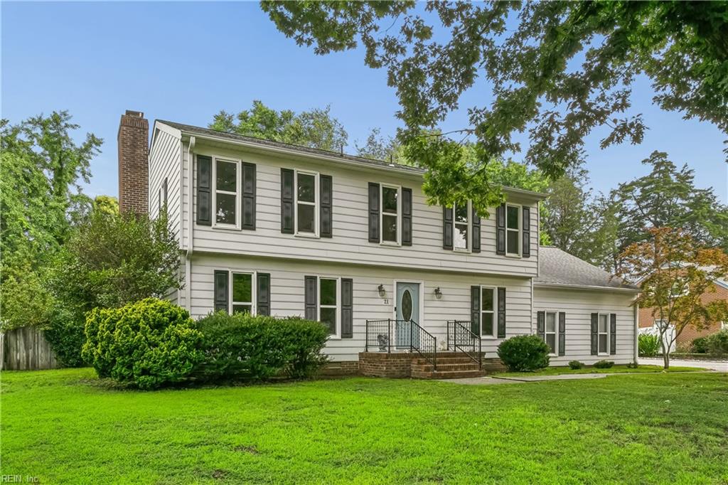 Photo of 21 E Governor Drive, Newport News, VA 23602 (MLS # 10645261)