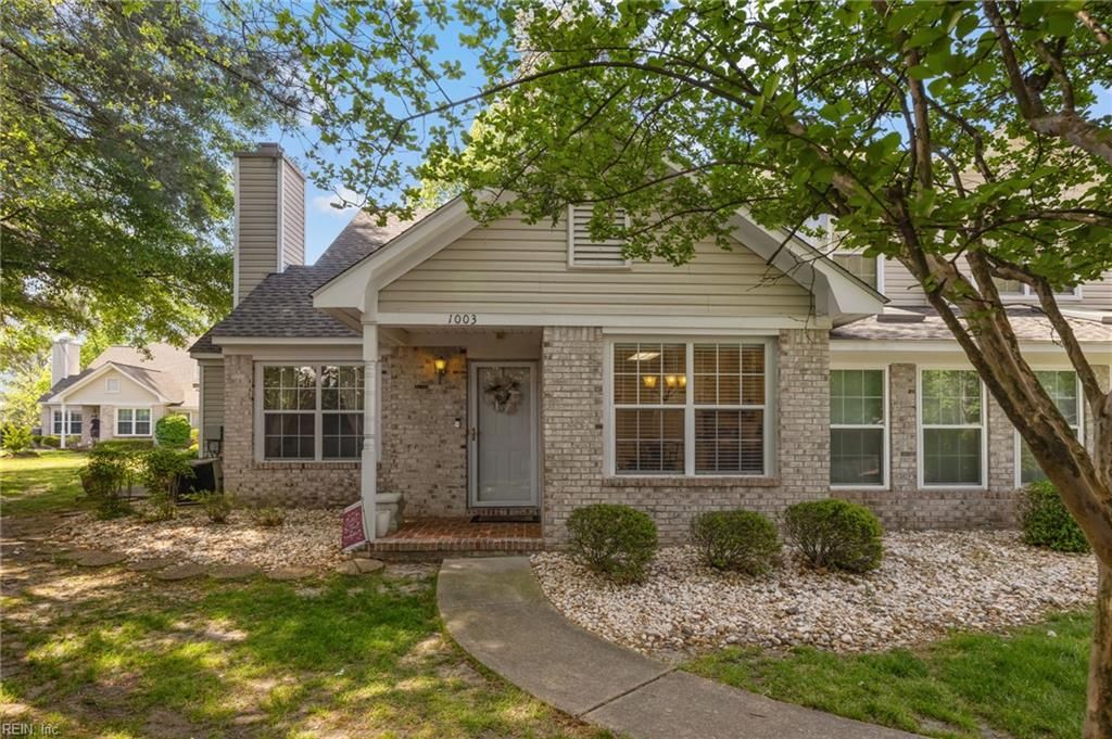 Photo of 1003 Island Quay, Newport News, VA 23602 (MLS # 10630453)