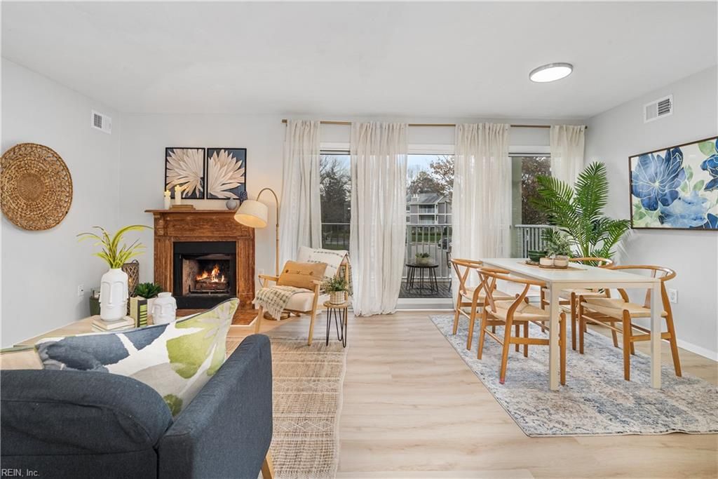 Photo of 1005 Autumn Woods Lane #105, Virginia Beach, VA 23454 (MLS # 10616592)