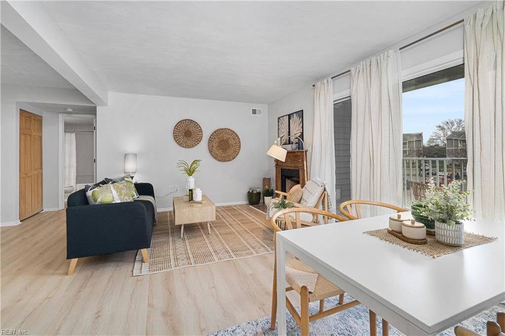 Photo of 1005 Autumn Woods Lane #105, Virginia Beach, VA 23454 (MLS # 10616592)