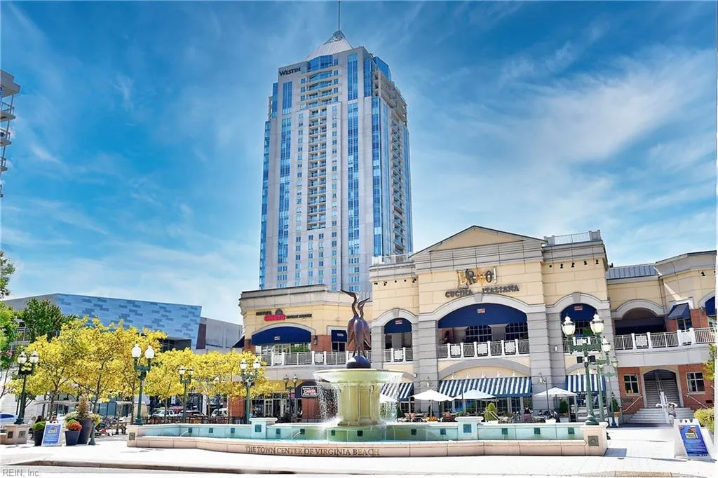 Virginia Beach, Virginia 23462, United States, 2 Bedrooms Bedrooms, ,3 BathroomsBathrooms,Residential,Active,38857