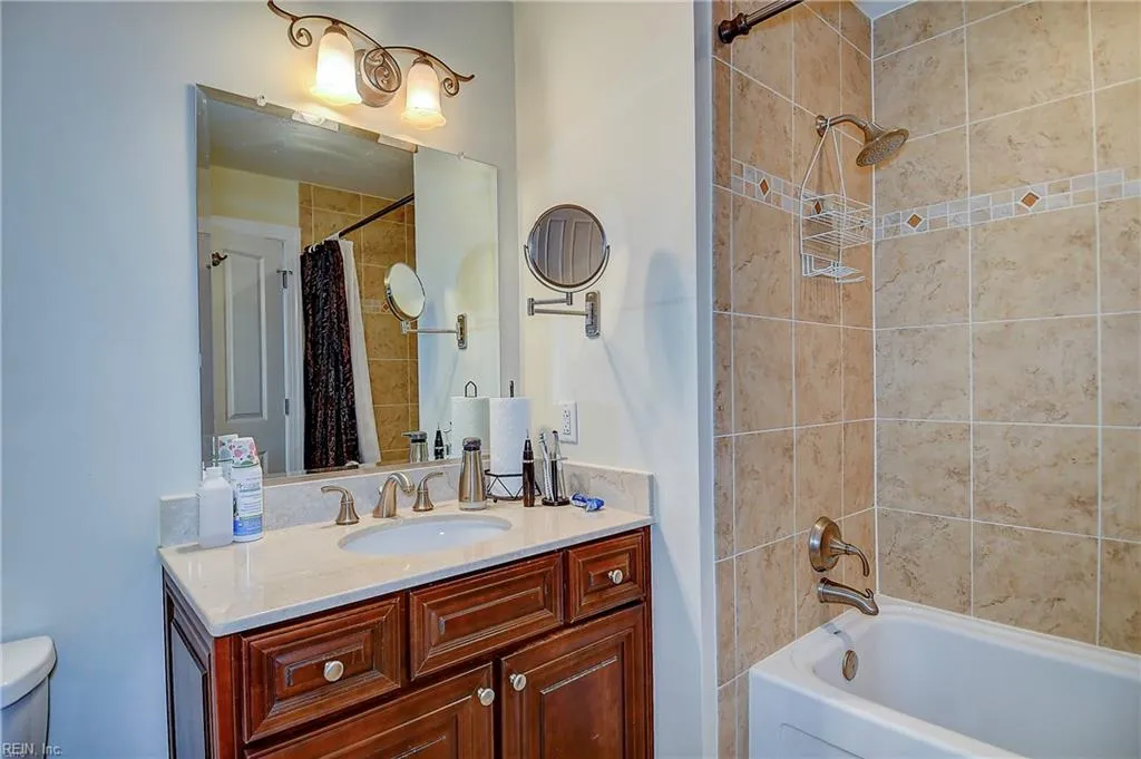 Virginia Beach, Virginia 23462, United States, 2 Bedrooms Bedrooms, ,3 BathroomsBathrooms,Residential,Active,38857