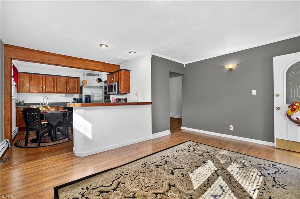 Photo of 1308 Boxwood Road, Chesapeake, VA 23323 (MLS # 10604799)